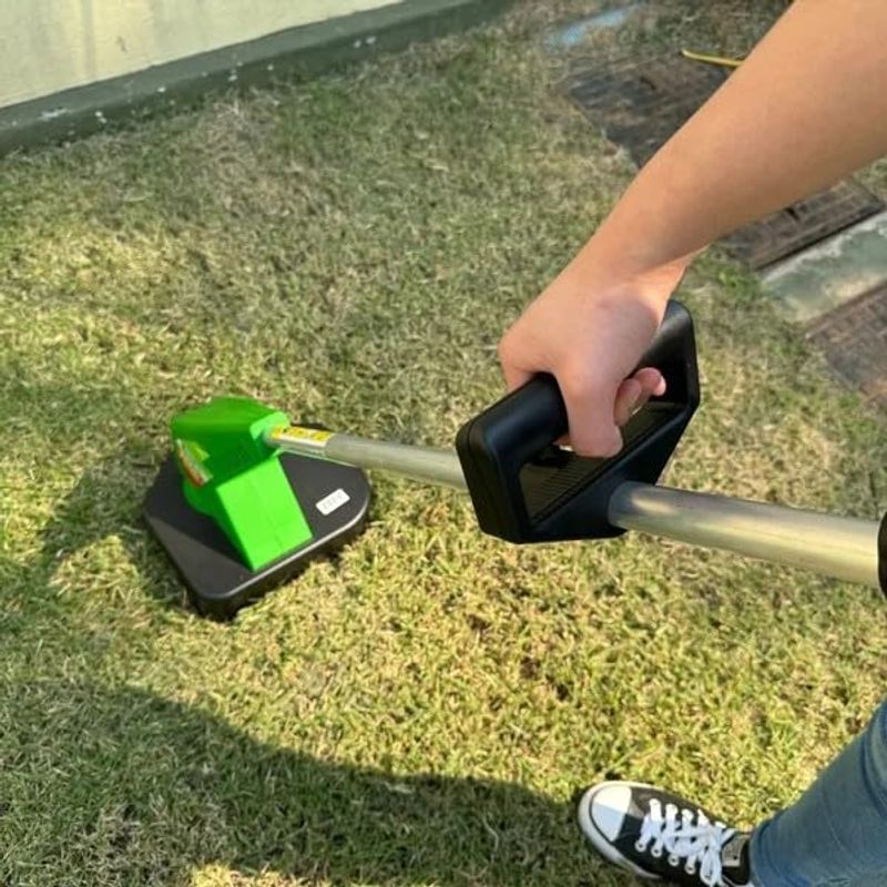 Aparador de Grama Master AT 1800W 220V TRAPP